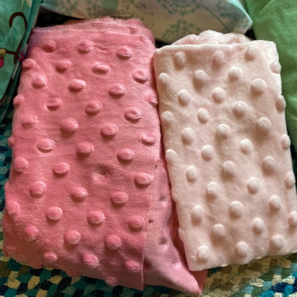 Girl Quilt fabric yardage Bundle includes pink soft minky fabric & floral flower - Picture 2 of 8